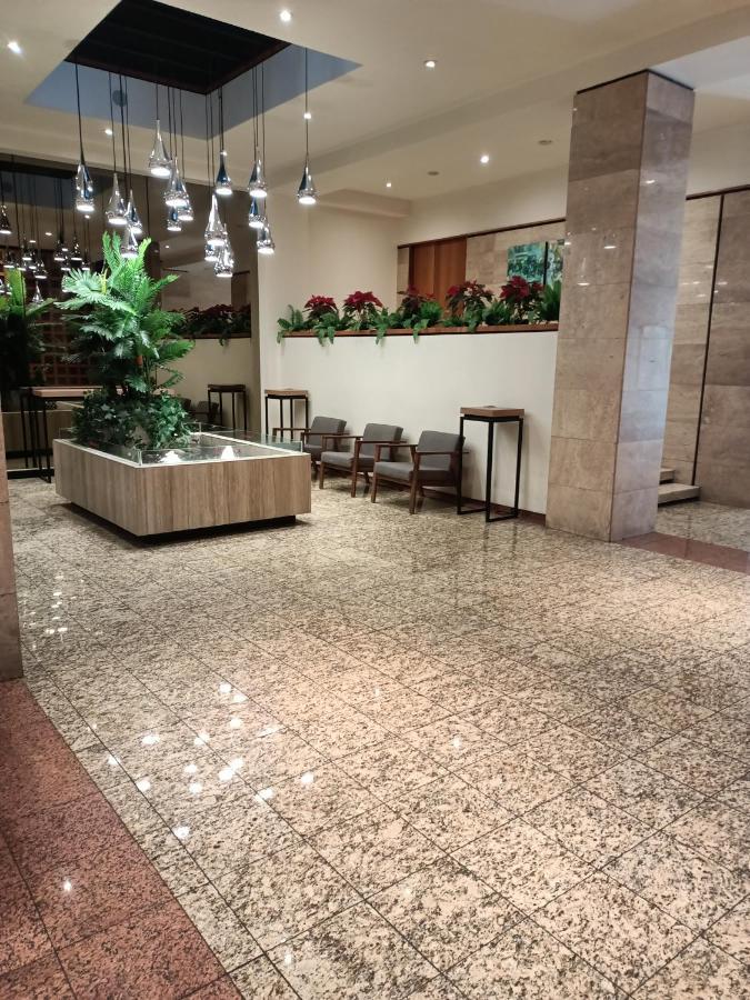 Hotel El Salvador Kota Meksiko Bagian luar foto