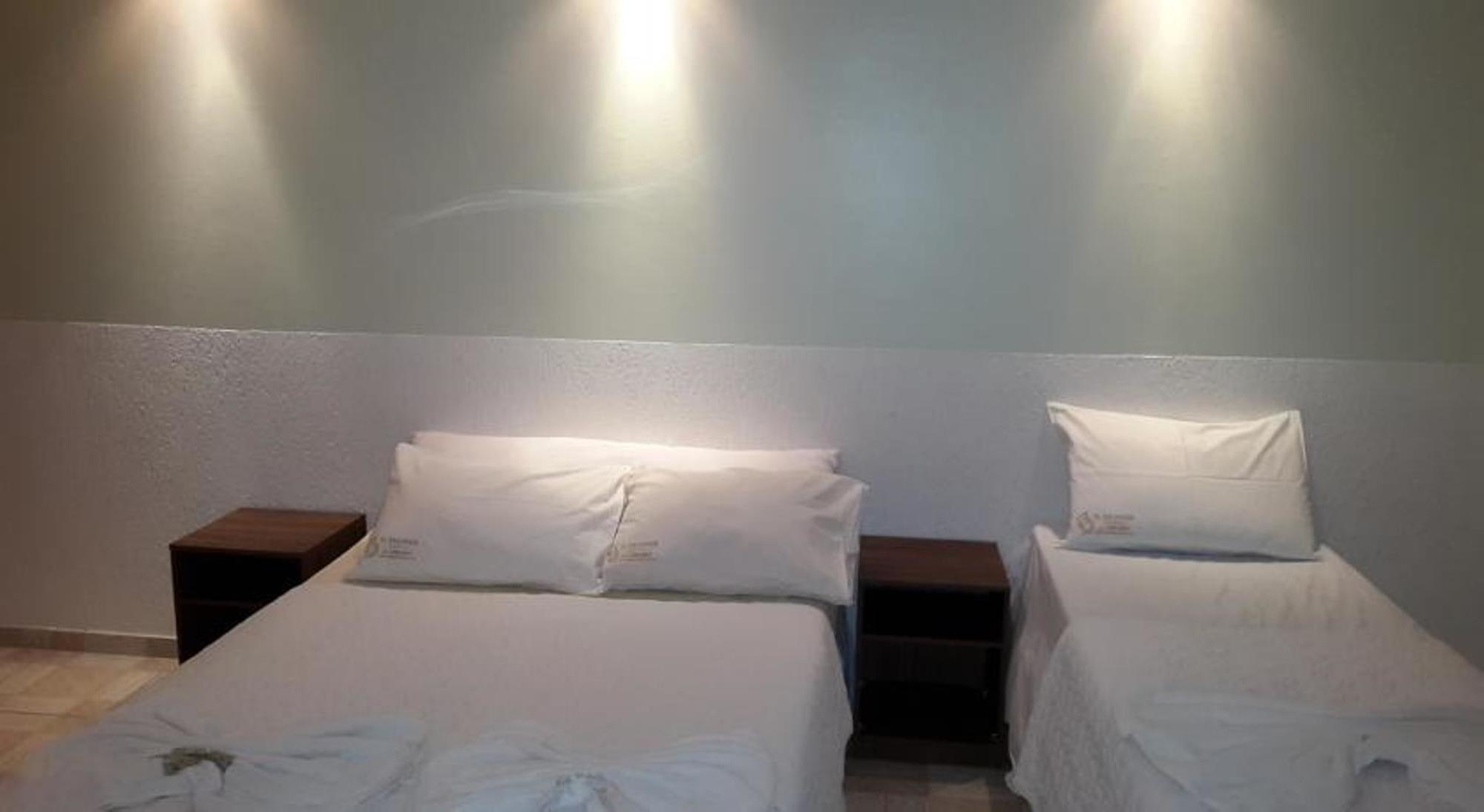 Hotel El Salvador Kota Meksiko Bagian luar foto