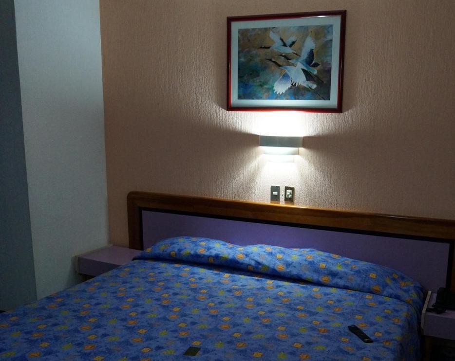 Hotel El Salvador Kota Meksiko Bagian luar foto